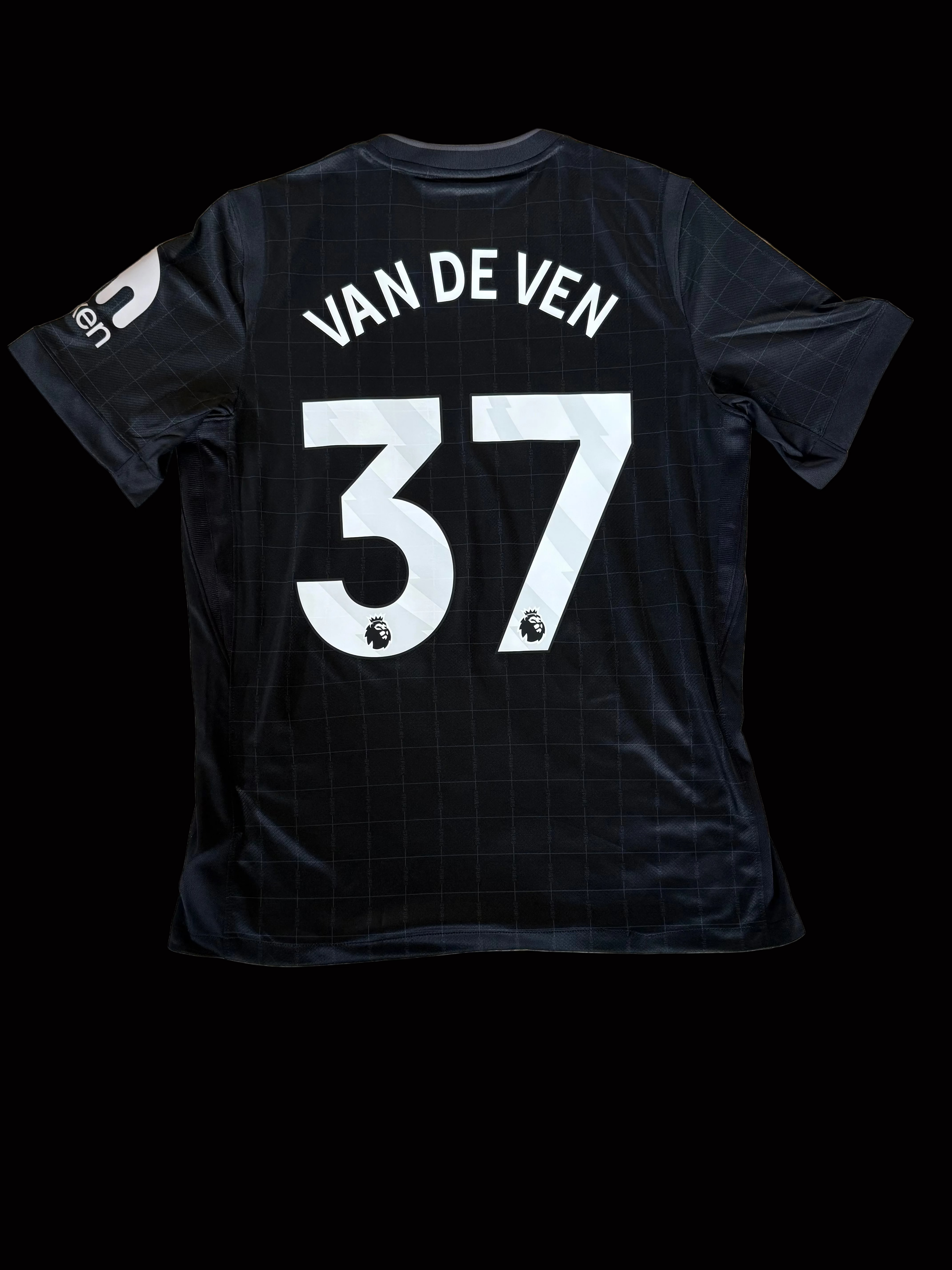 Tottenham 2025/26 Away - Van de ven